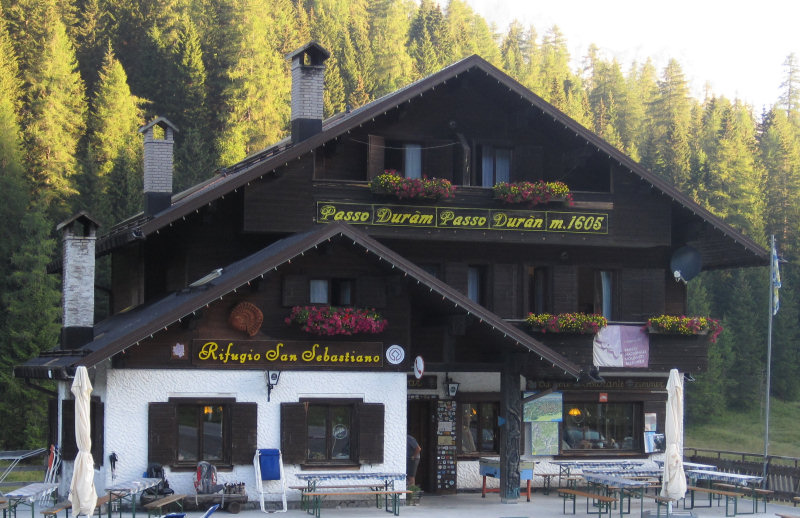 Rifugio San Sebastiano am Passo Duran