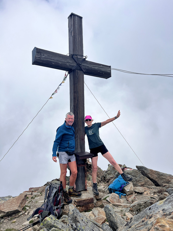 Pirchkogel Gipfelkreuz Uli und Steffi