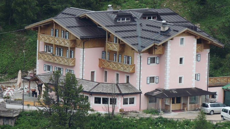 München-Venedig Hotel Rifugia Dolomia am Passo Fedaia