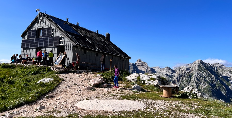 Salzburg-Triest Zasavska koča Hütte