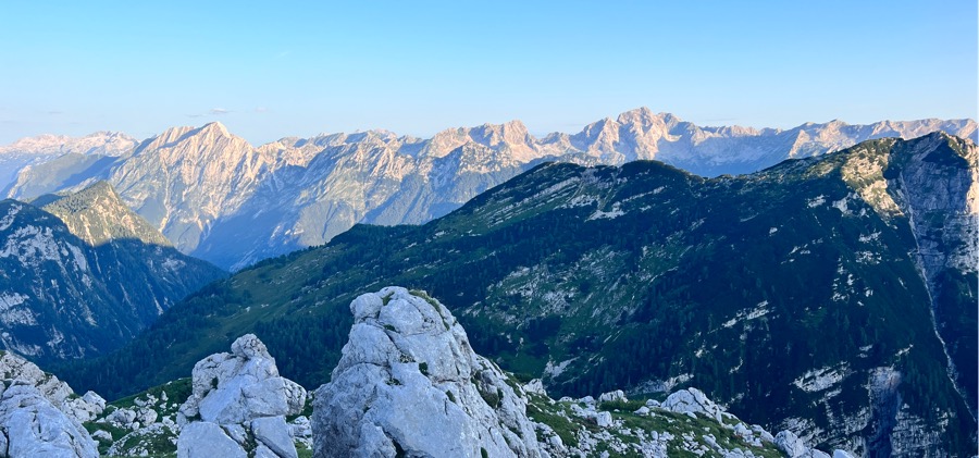 Salzburg-Triest Zasavska koča Hütte Aussicht