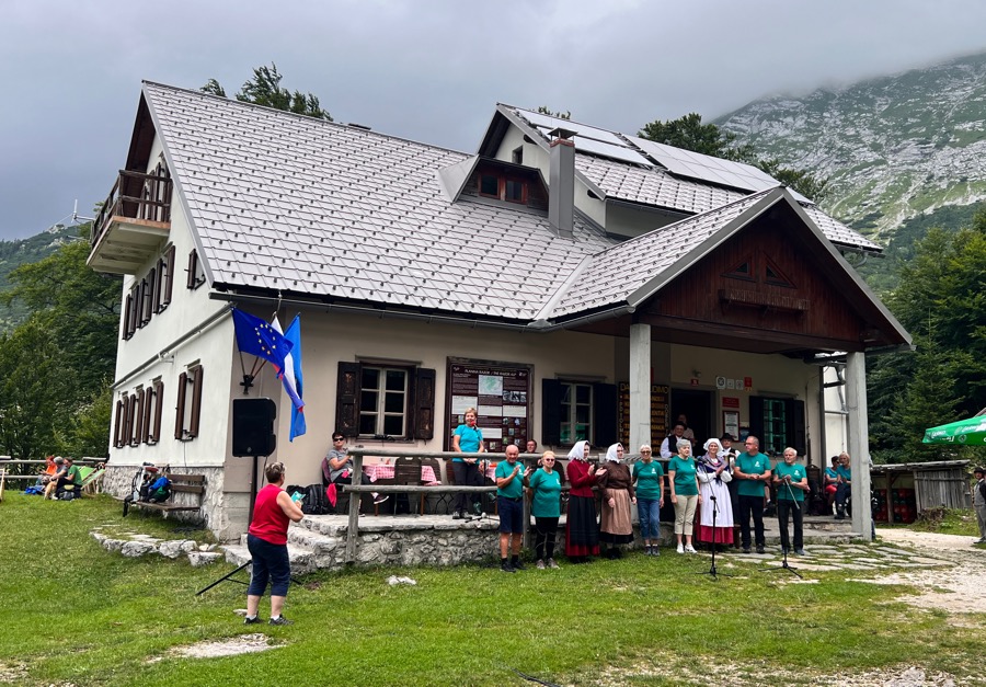 Salzburg-Triest Koča na planini Razor