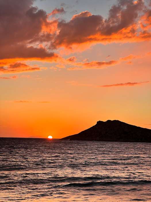 Sonnenuntergang am Hafen in Myrties