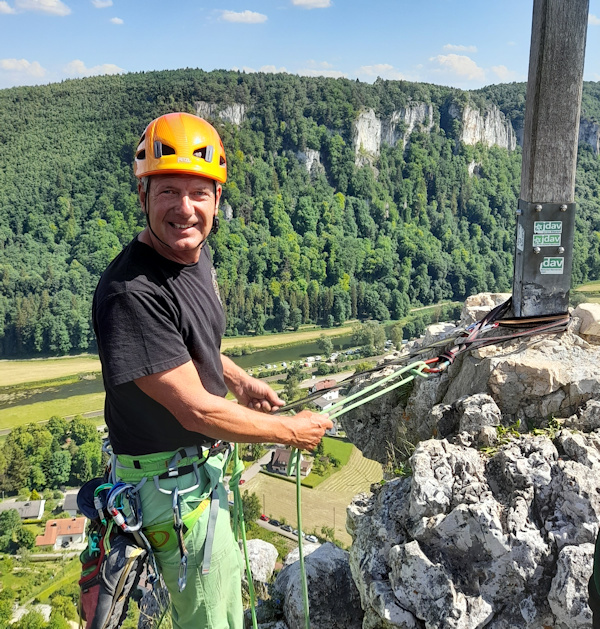 Uli am Stuhlfels Gipfel