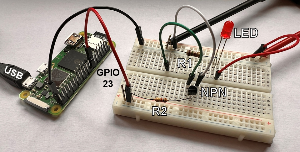Raspberry Pi Zero 2 WH Versuchsaufbau mit Transistor und LED