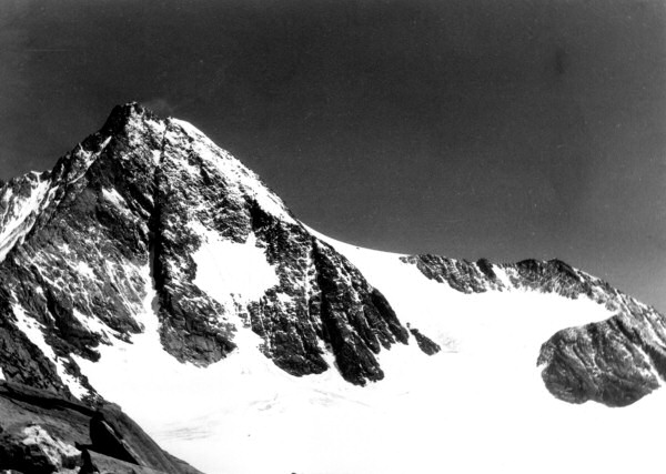 Großglockner links, Adlersruhe rechts