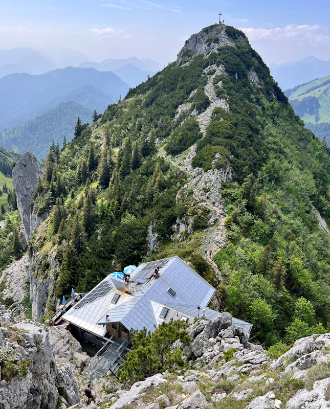 Tegernseer Hütte mit Roßstein