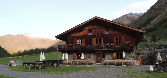 Meraner Höhenweg Eishof-Alm